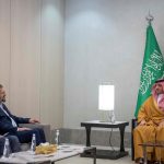 رئيس الدولة يستقبل فريق هجن الرئاسة